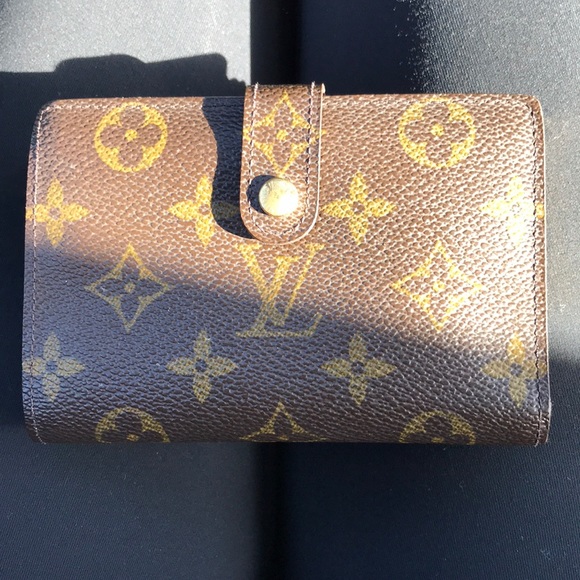 Louis Vuitton Handbags - Louis Vuitton Monogram “Portefeuille Viennois”